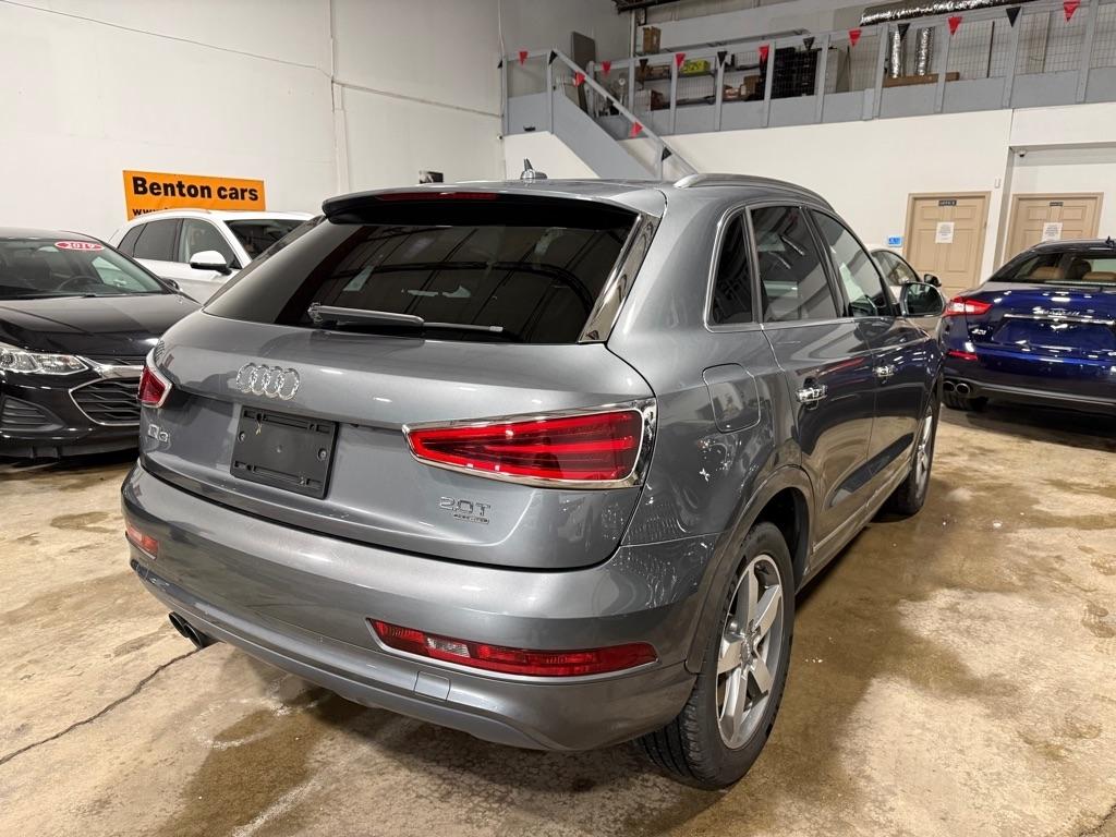 Audi Q3 2.0T quattro Premium Plus 2015