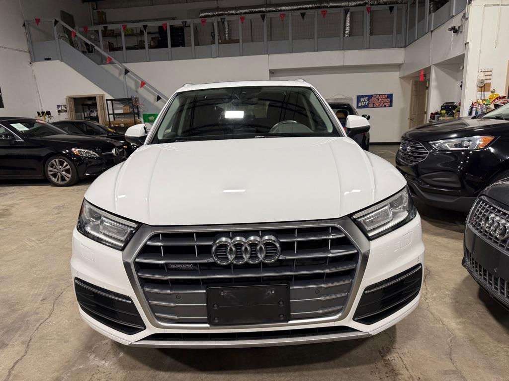 Audi Q5 2.0T Premium quattro 2020