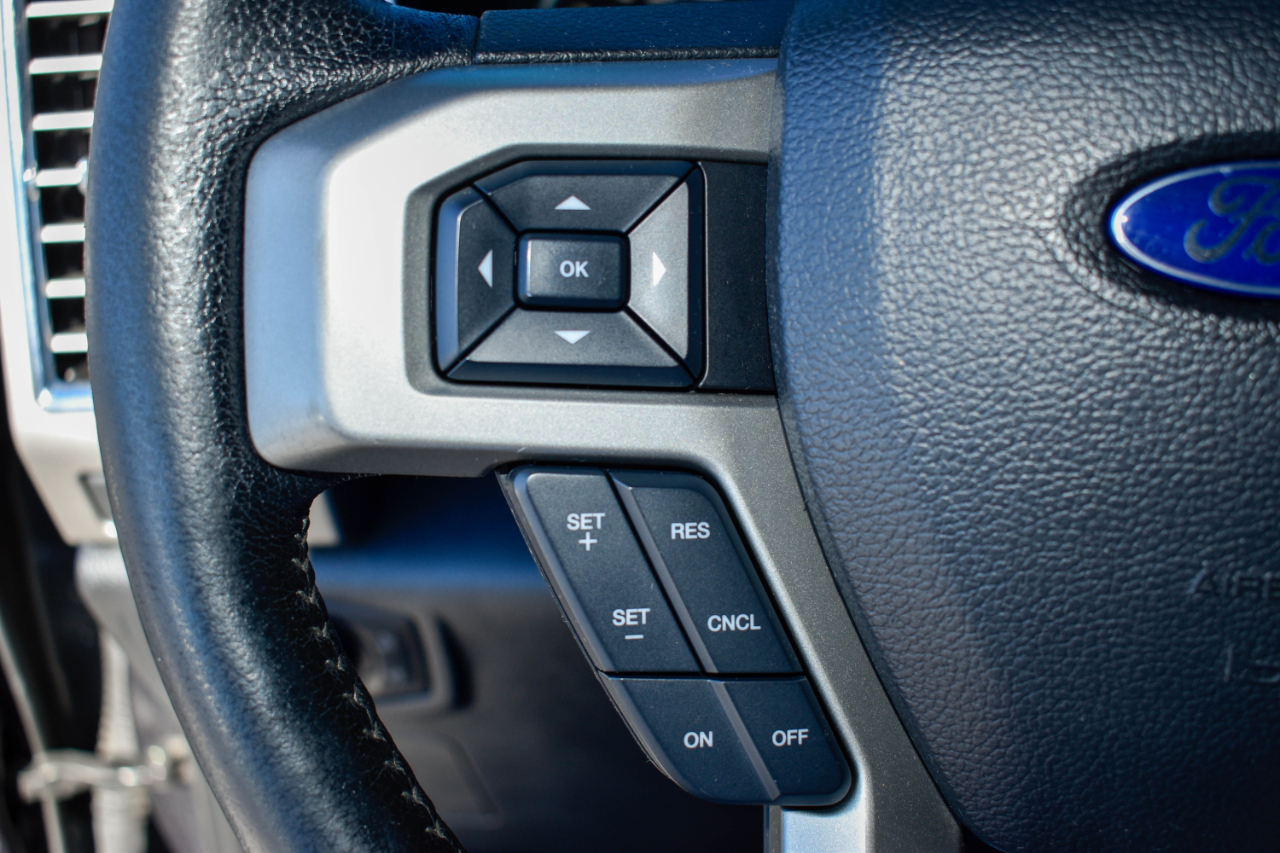 Ford F-150 4WD SuperCrew 157" Lariat 2016