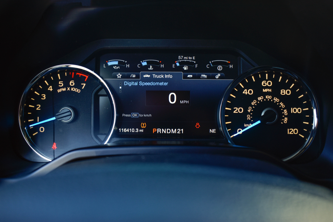 Ford F-150 4WD SuperCrew 157" Lariat 2016