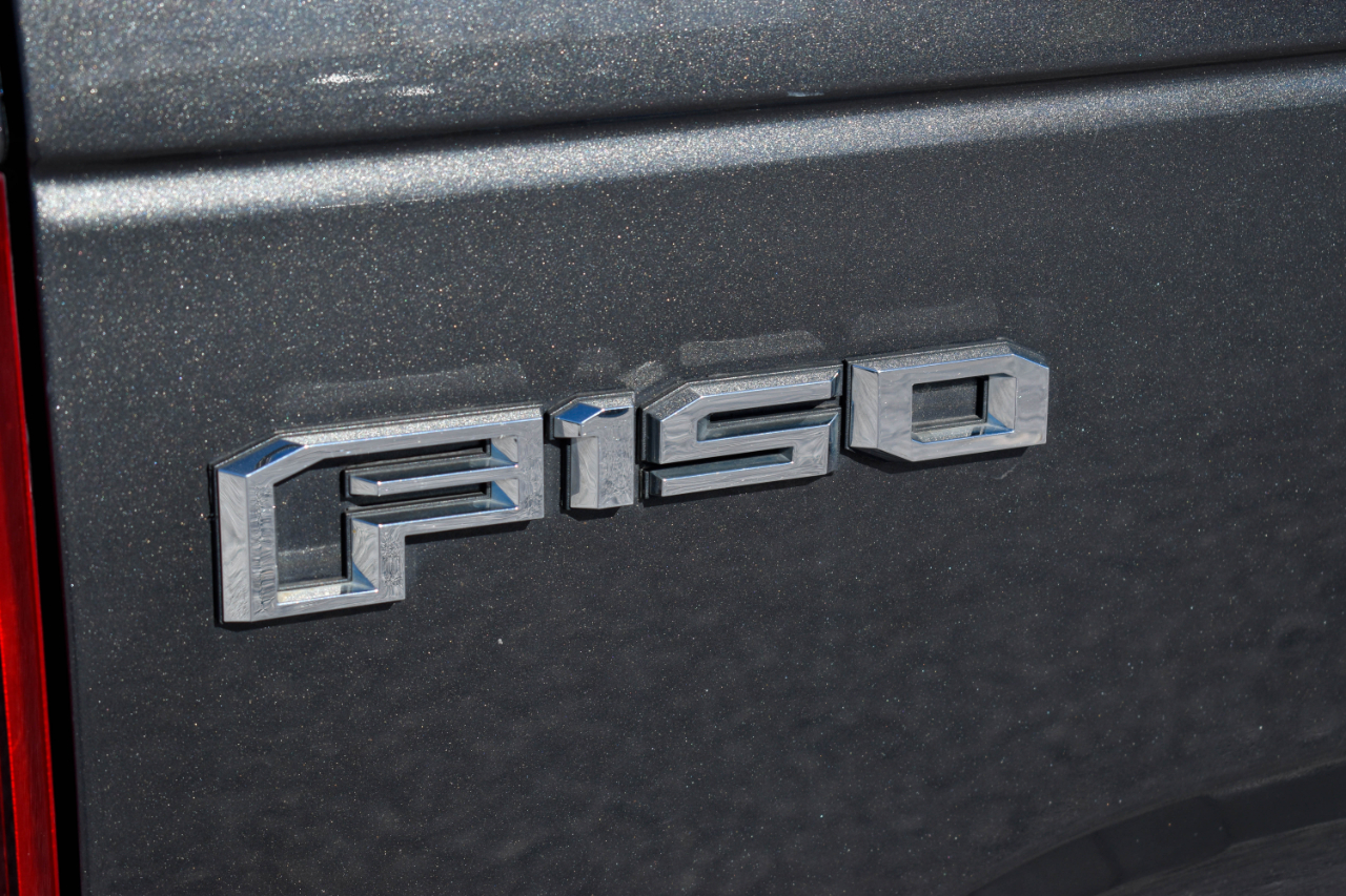 Ford F-150 4WD SuperCrew 157" Lariat 2016