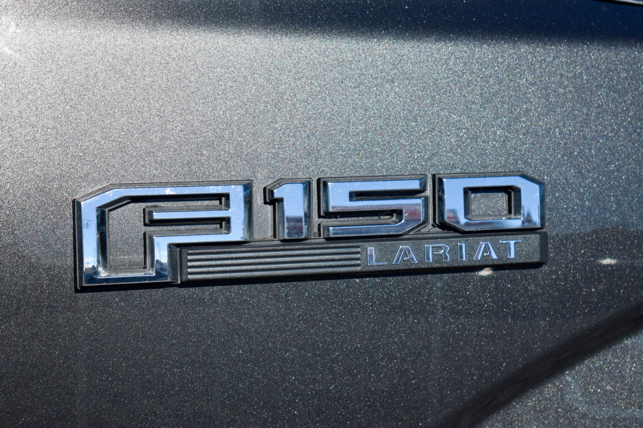 Ford F-150 4WD SuperCrew 157" Lariat 2016