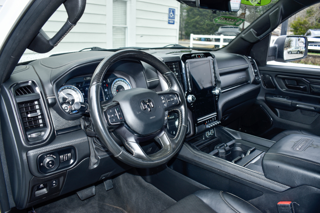 RAM 1500 Limited Crew Cab SWB 2WD 2022