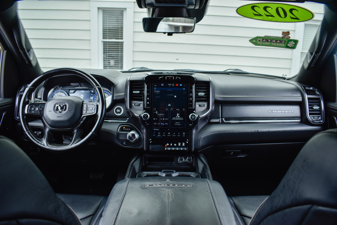 RAM 1500 Limited Crew Cab SWB 2WD 2022