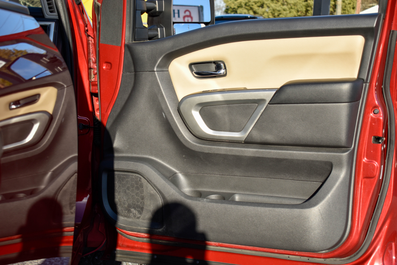 Nissan Titan XD S 4WD Diesel 2017