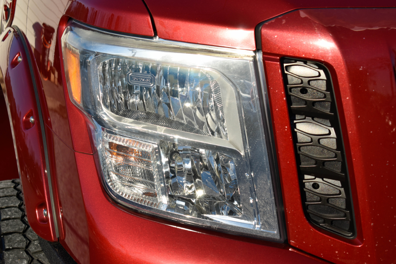 Nissan Titan XD S 4WD Diesel 2017