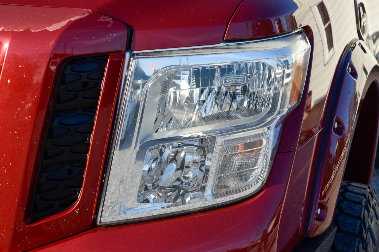 Nissan Titan XD S 4WD Diesel 2017