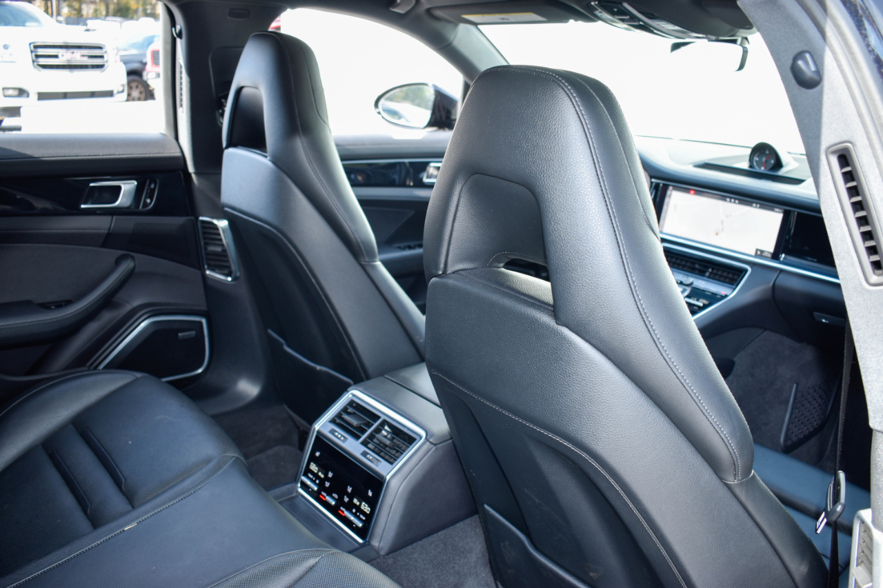 2021 Porsche Panamera Base photo 4
