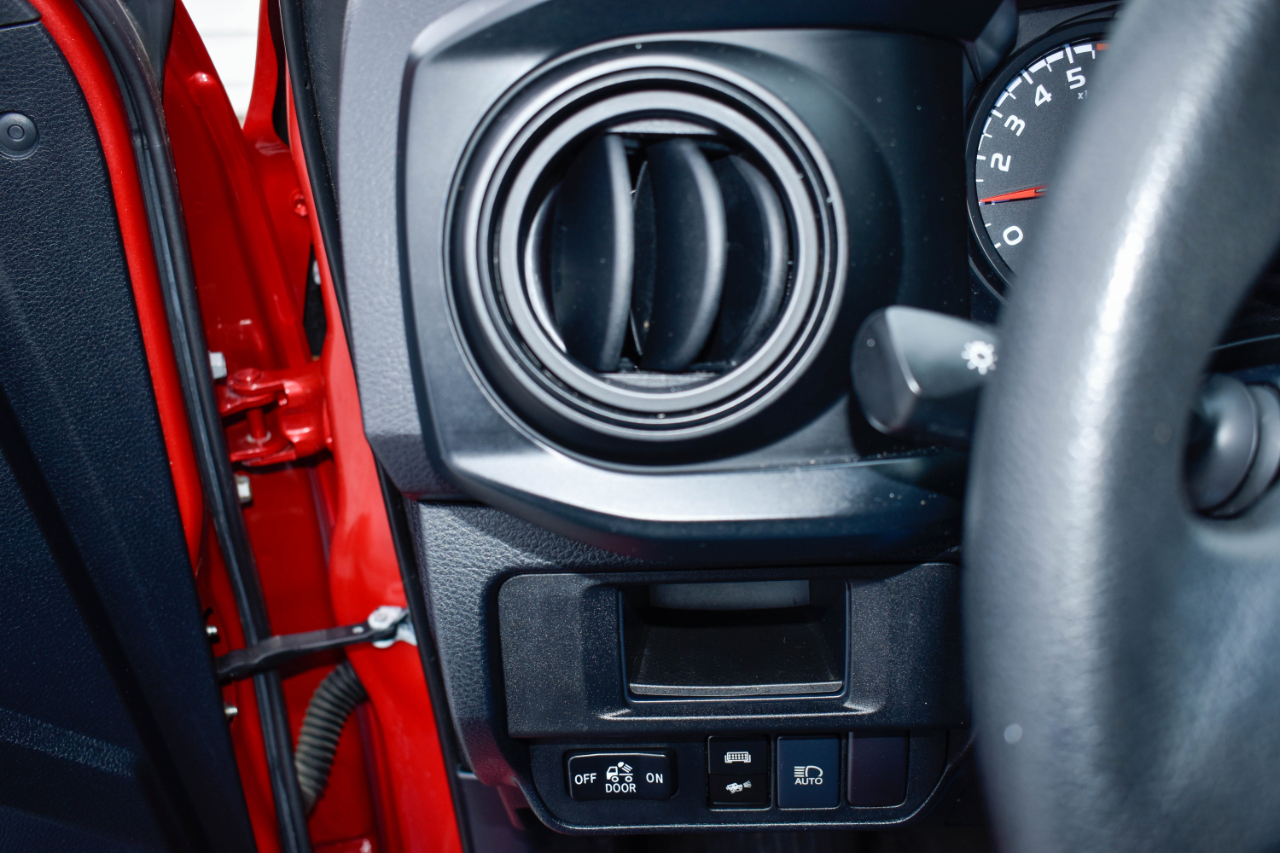 Toyota Tacoma SR5 Double Cab I4 2WD 2018