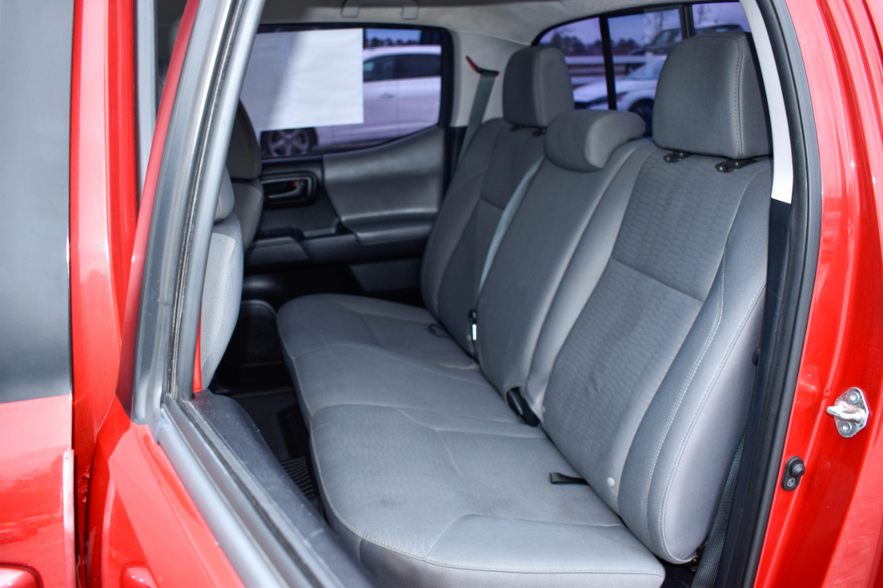 Toyota Tacoma SR5 Double Cab I4 2WD 2018