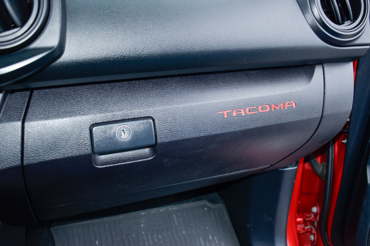 Toyota Tacoma SR5 Double Cab I4 2WD 2018