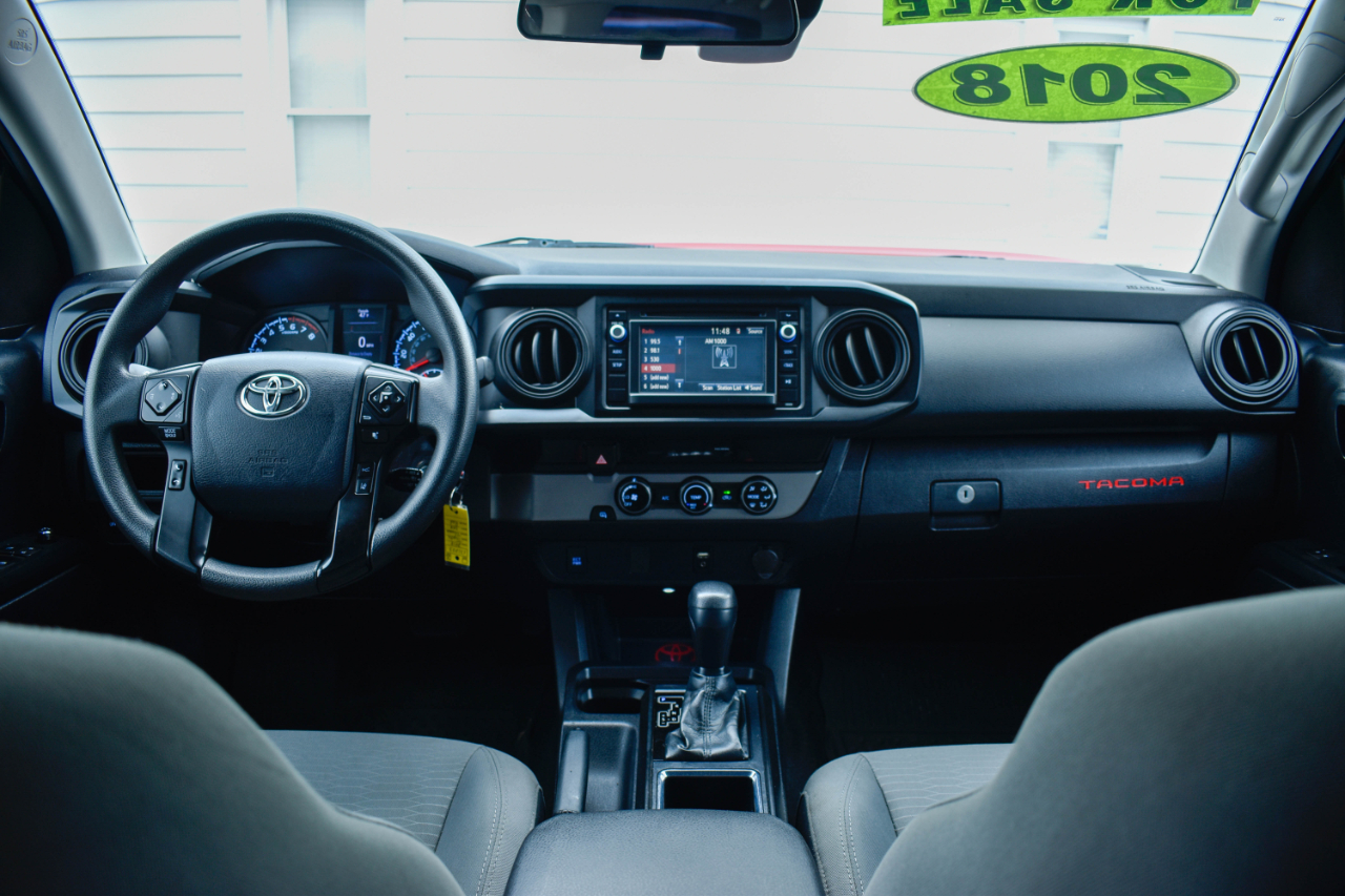 Toyota Tacoma SR5 Double Cab I4 2WD 2018