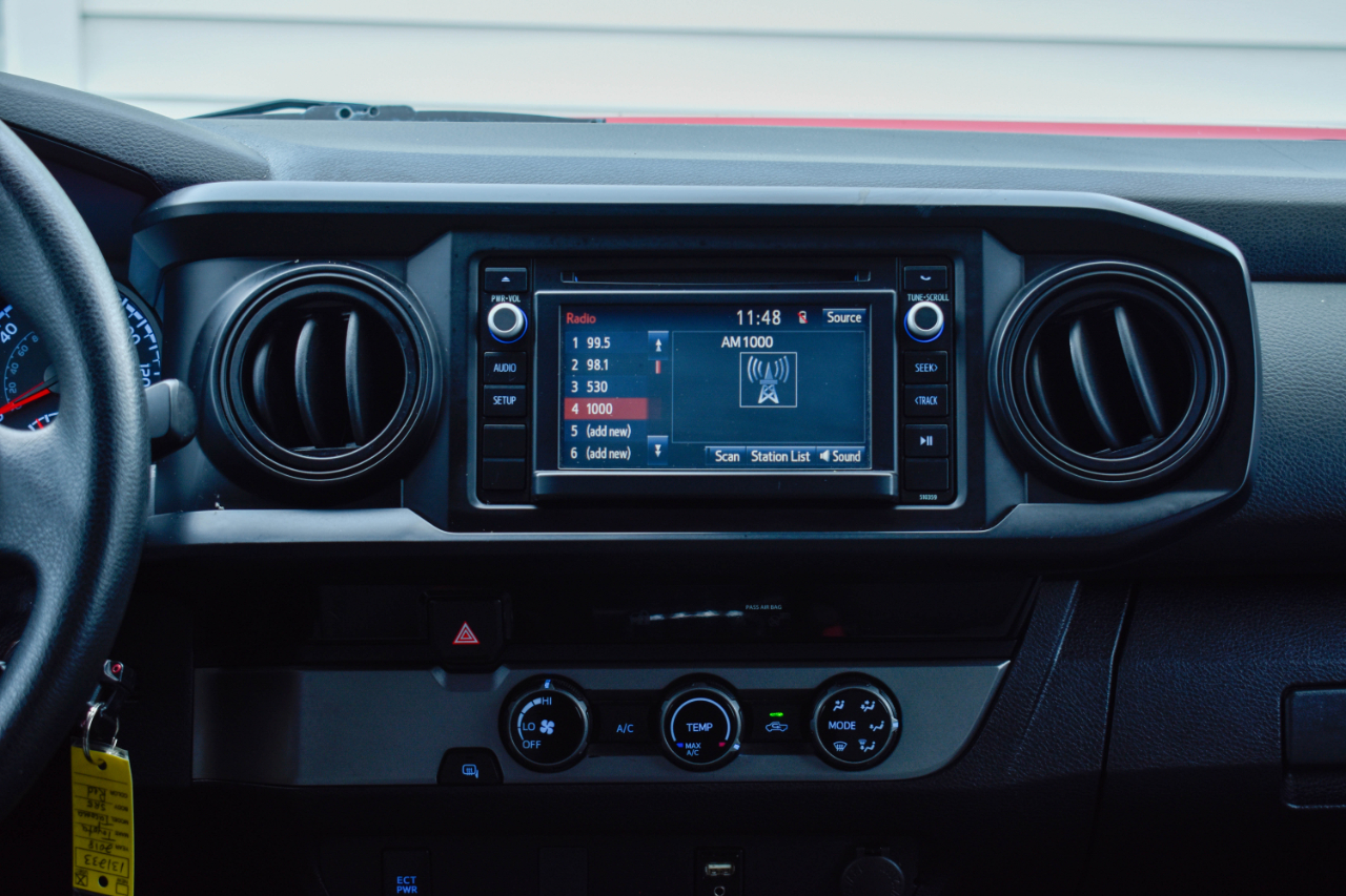 Toyota Tacoma SR5 Double Cab I4 2WD 2018