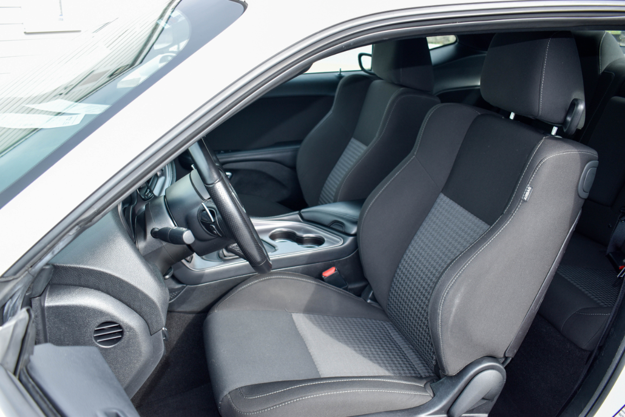 2023 Dodge Challenger R/T's photo