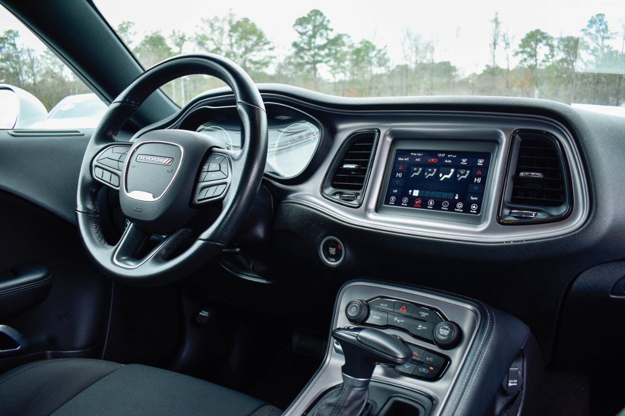 Dodge Challenger R/T Plus 2023