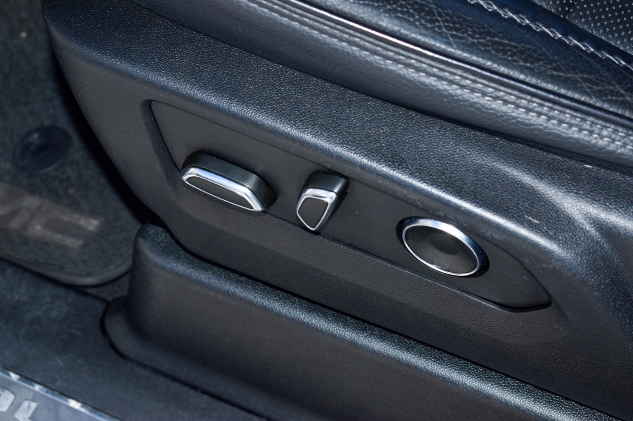 GMC Yukon XL Denali 4WD 2021