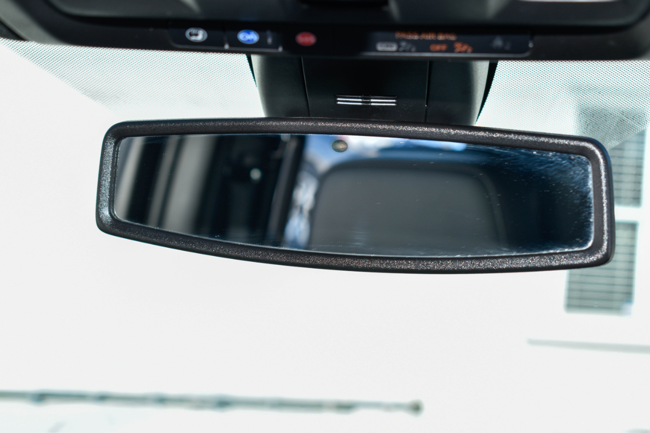 GMC Yukon XL Denali 4WD 2021