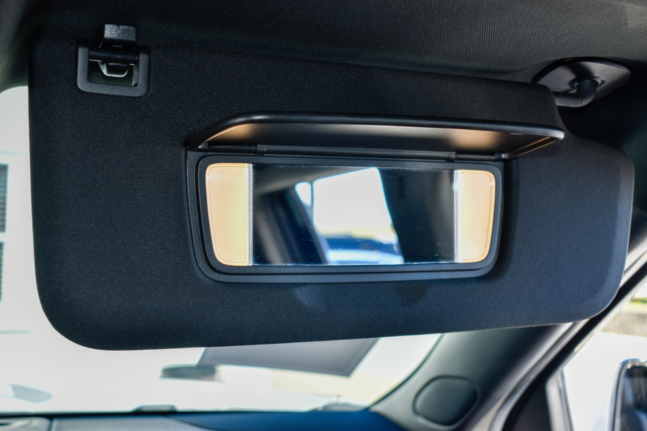 GMC Yukon XL Denali 4WD 2021