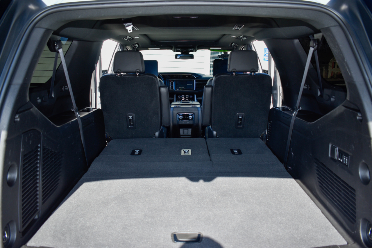 GMC Yukon XL Denali 4WD 2021