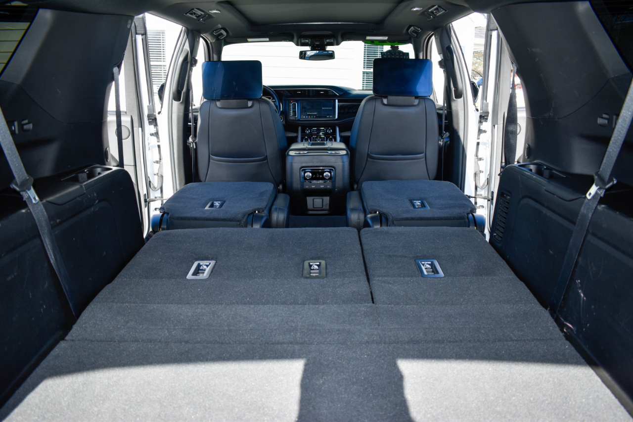 GMC Yukon XL Denali 4WD 2021