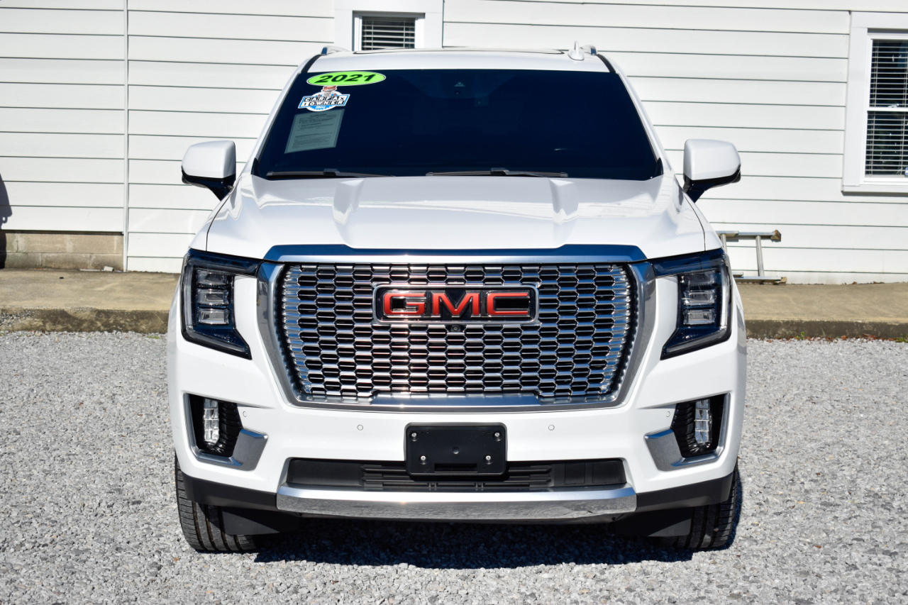 GMC Yukon XL Denali 4WD 2021