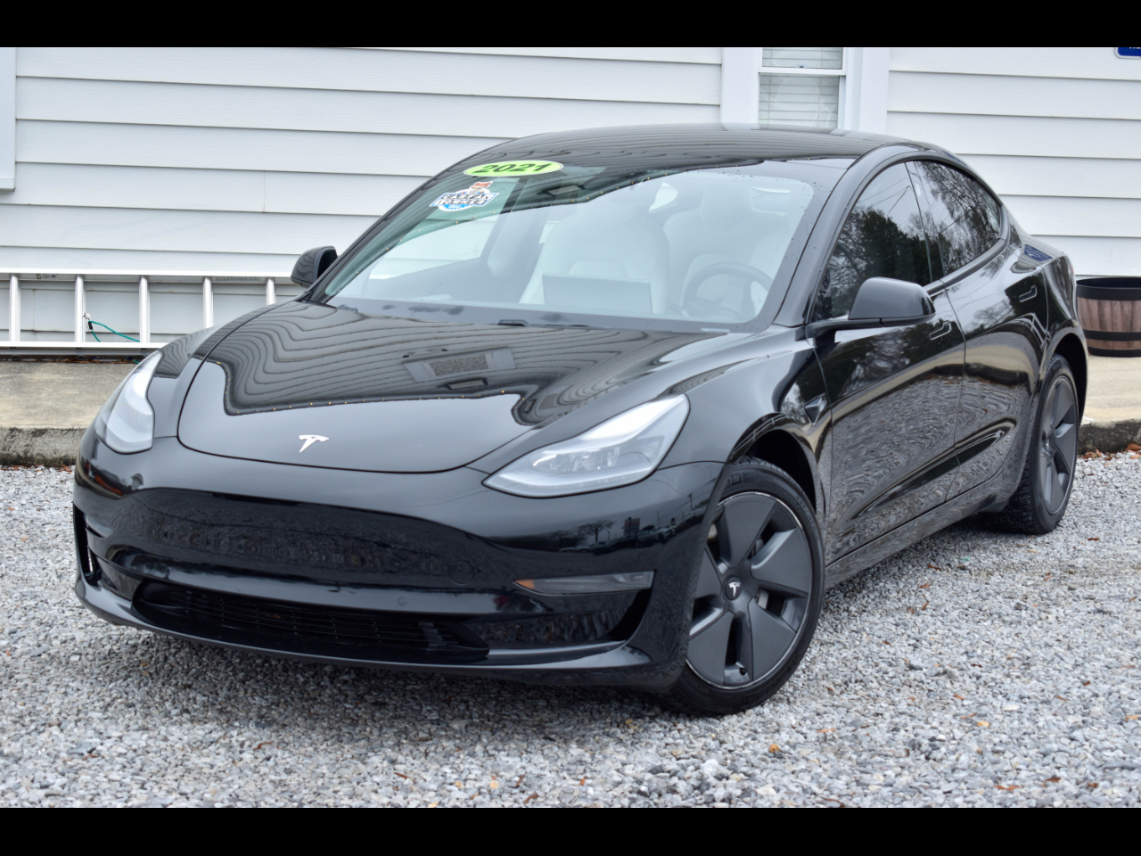 2021 Tesla Model 3 Standard Range Plus