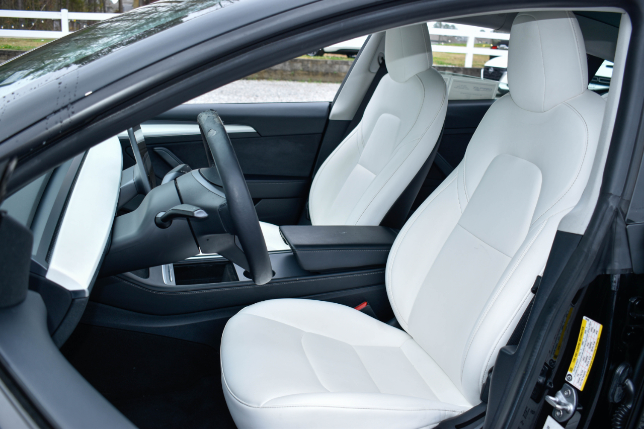 2021 Tesla Model 3 Base's photo