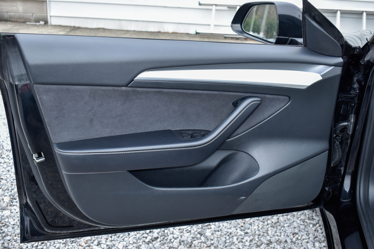 Tesla Model 3 Standard Range Plus 2021