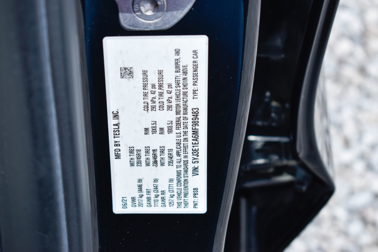 Tesla Model 3 Standard Range Plus 2021