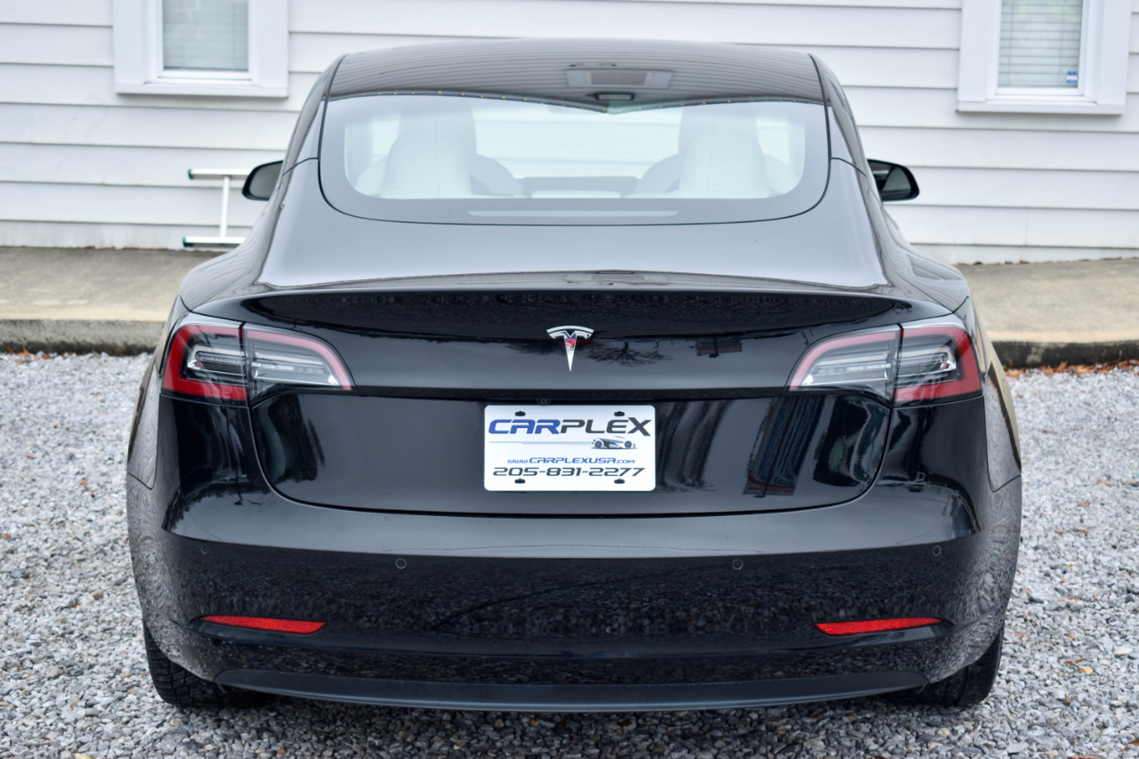 Tesla Model 3 Standard Range Plus 2021