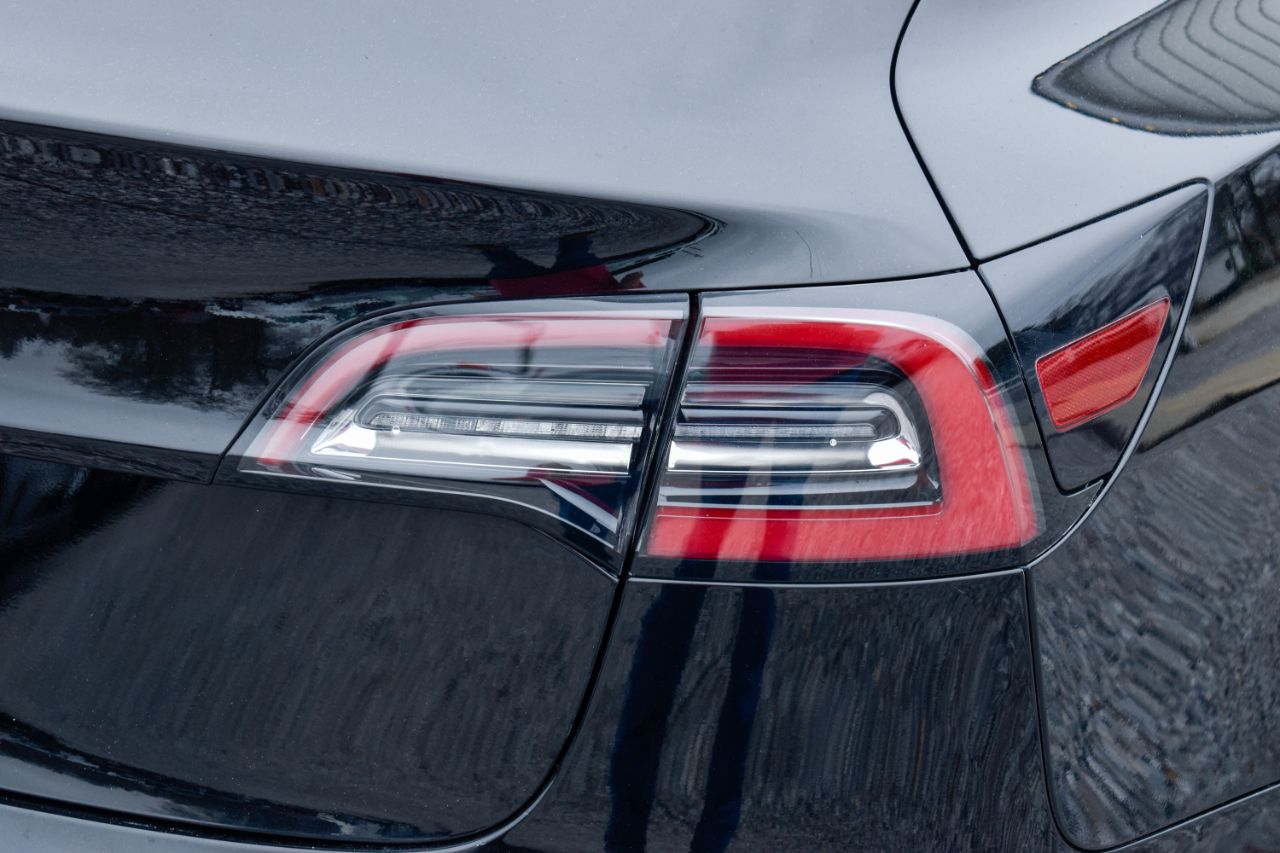 Tesla Model 3 Standard Range Plus 2021