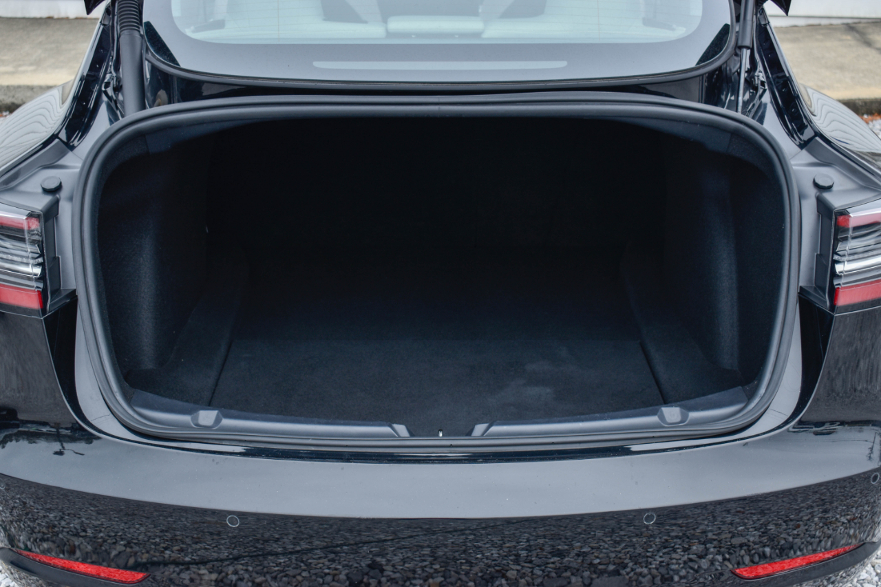 Tesla Model 3 Standard Range Plus 2021