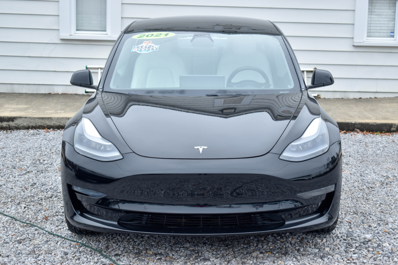 2021 Tesla Model 3 Base's photo