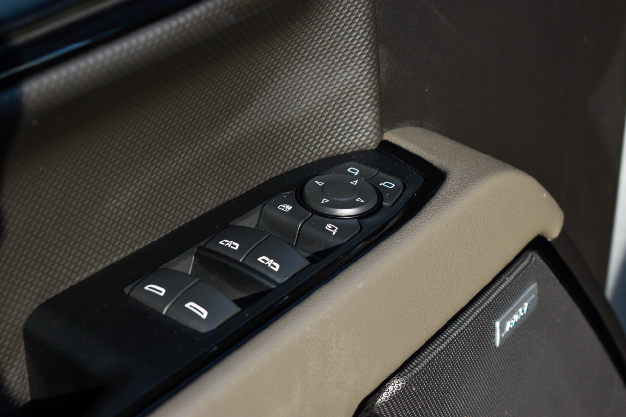 Chevrolet Silverado 1500 ZR2 Crew Cab 4WD 2023