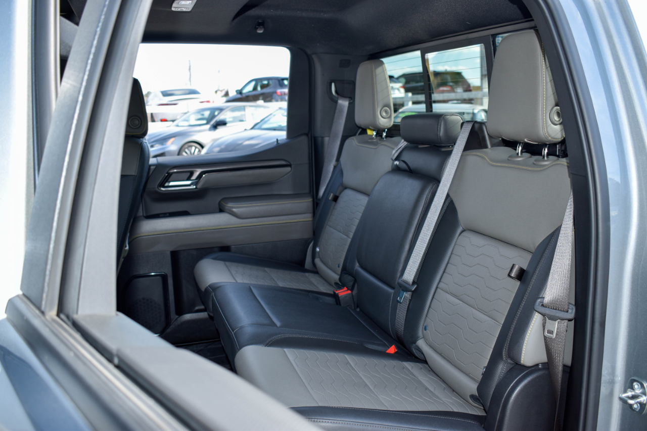 Chevrolet Silverado 1500 ZR2 Crew Cab 4WD 2023