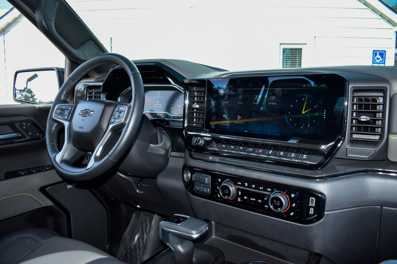 Chevrolet Silverado 1500 ZR2 Crew Cab 4WD 2023