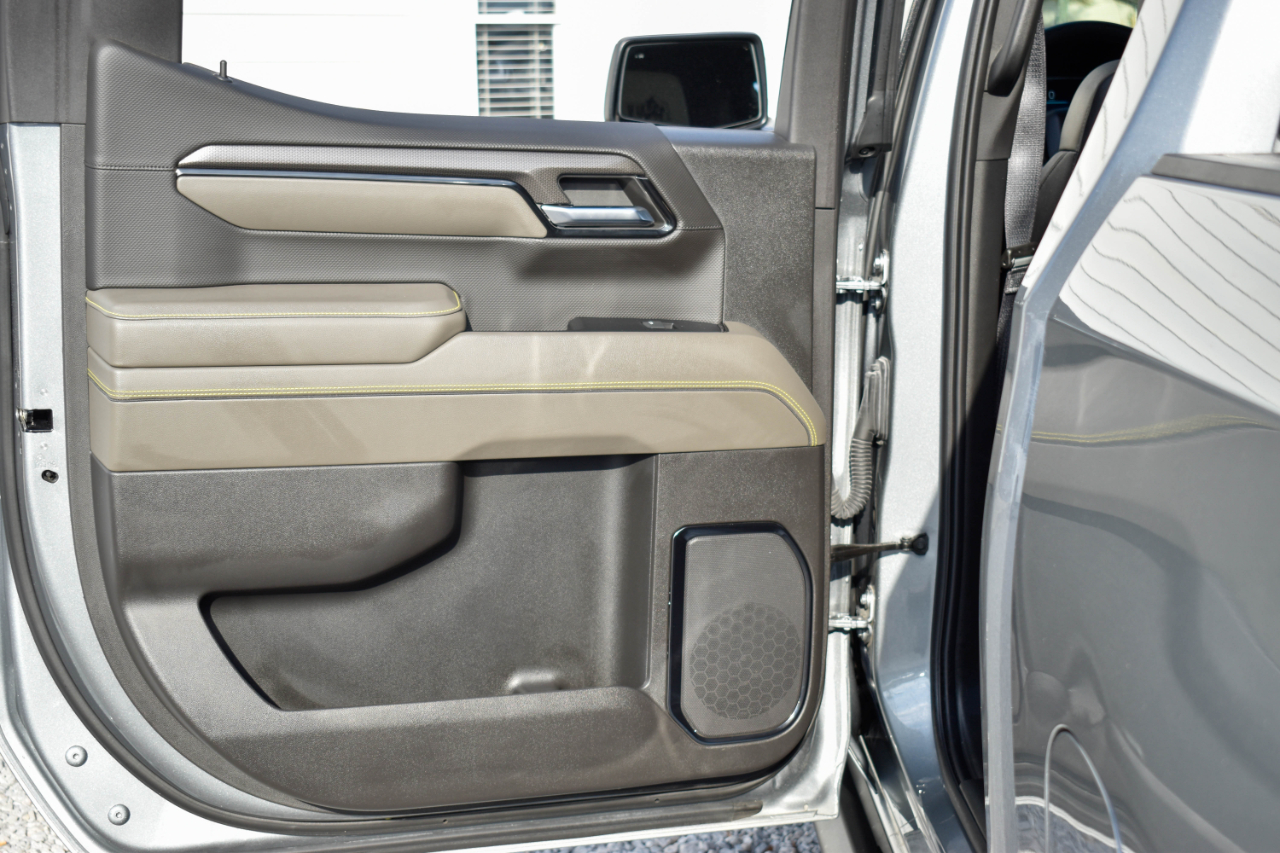 Chevrolet Silverado 1500 ZR2 Crew Cab 4WD 2023