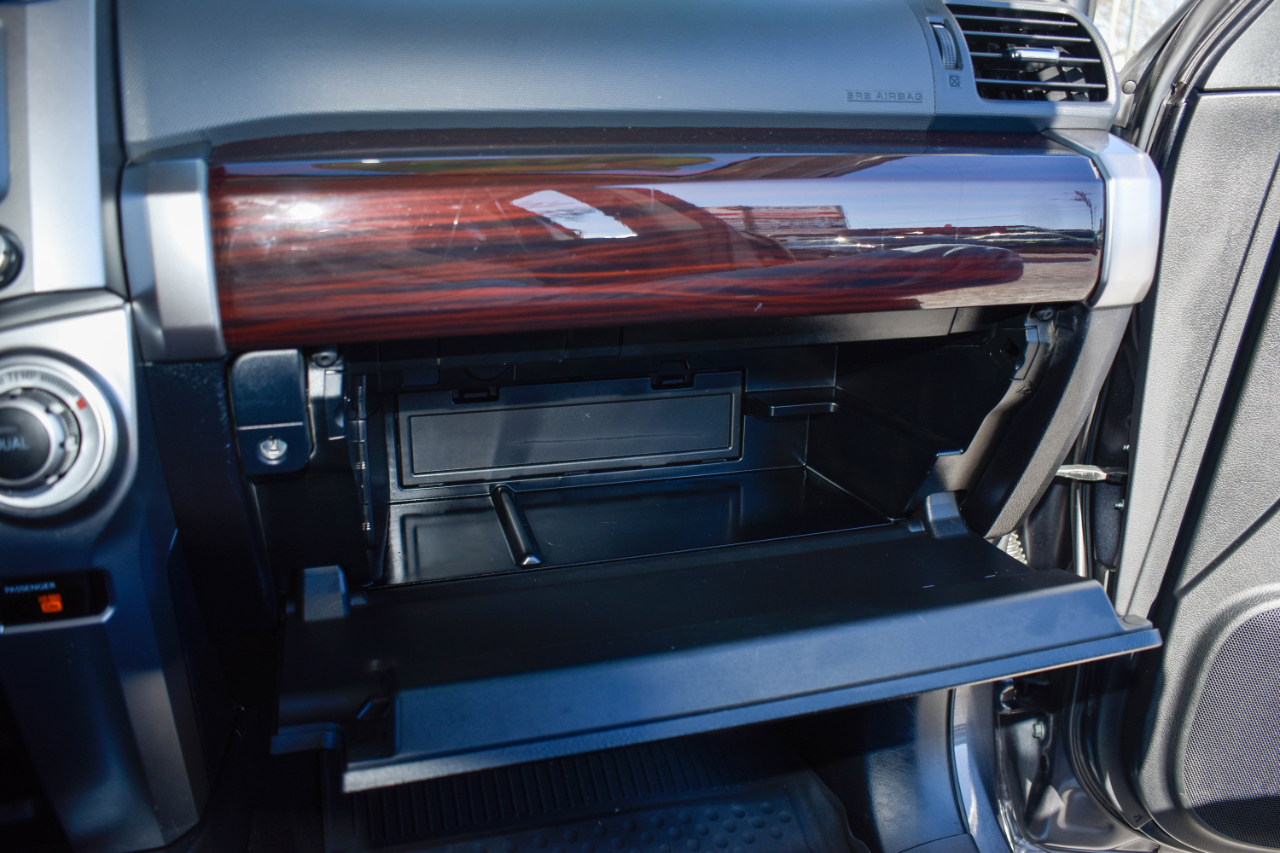 Toyota 4Runner Limited 2WD 2021