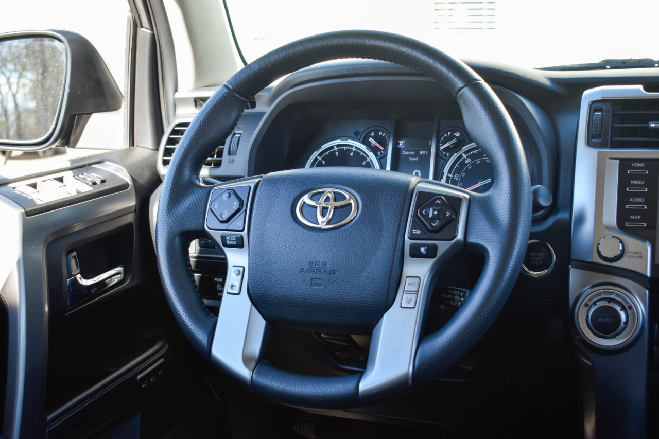 Toyota 4Runner Limited 2WD 2021