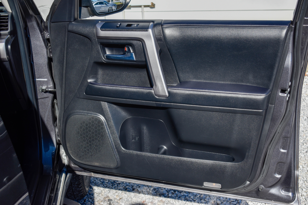 Toyota 4Runner Limited 2WD 2021