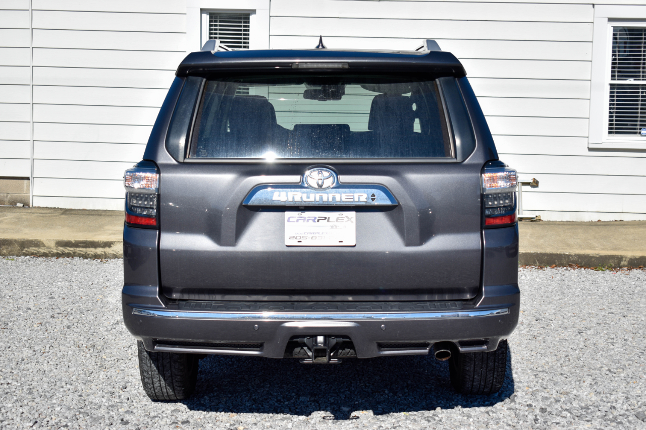 Toyota 4Runner Limited 2WD 2021