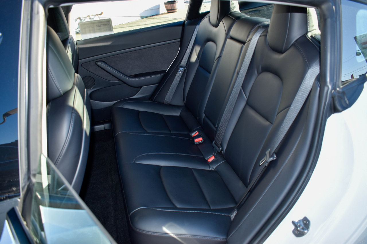 Tesla Model 3 Standard Range Plus 2021