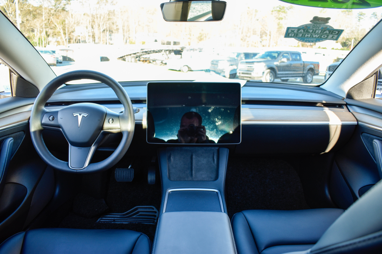 Tesla Model 3 Standard Range Plus 2021