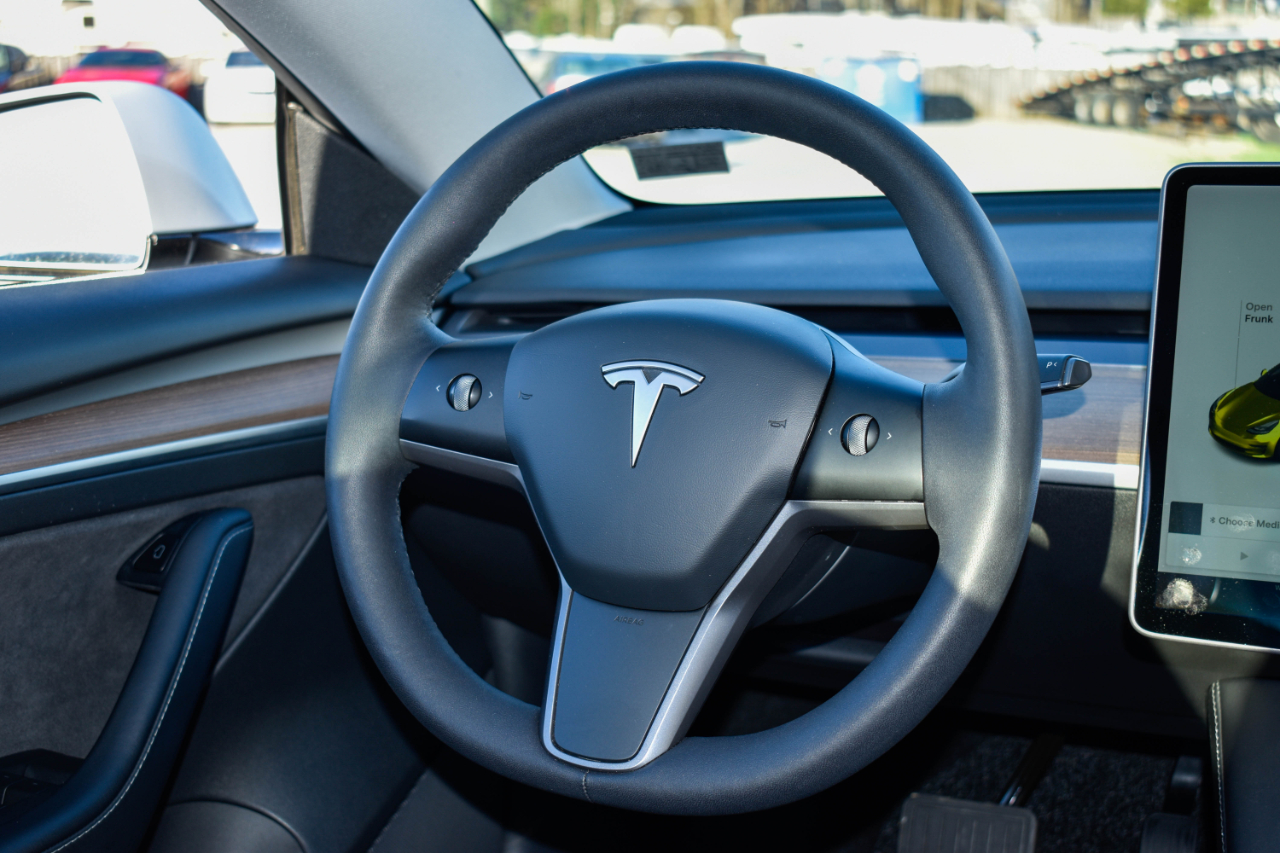 Tesla Model 3 Standard Range Plus 2021