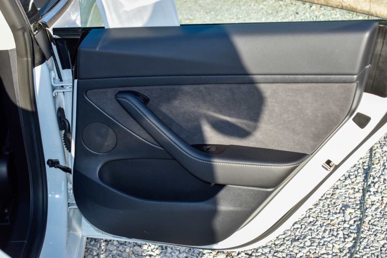 Tesla Model 3 Standard Range Plus 2021