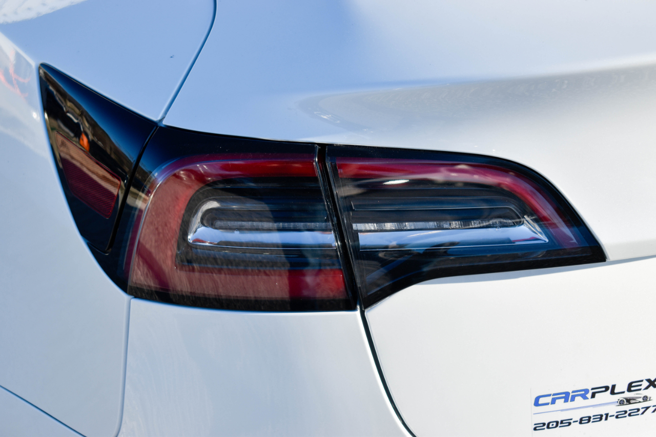 Tesla Model 3 Standard Range Plus 2021