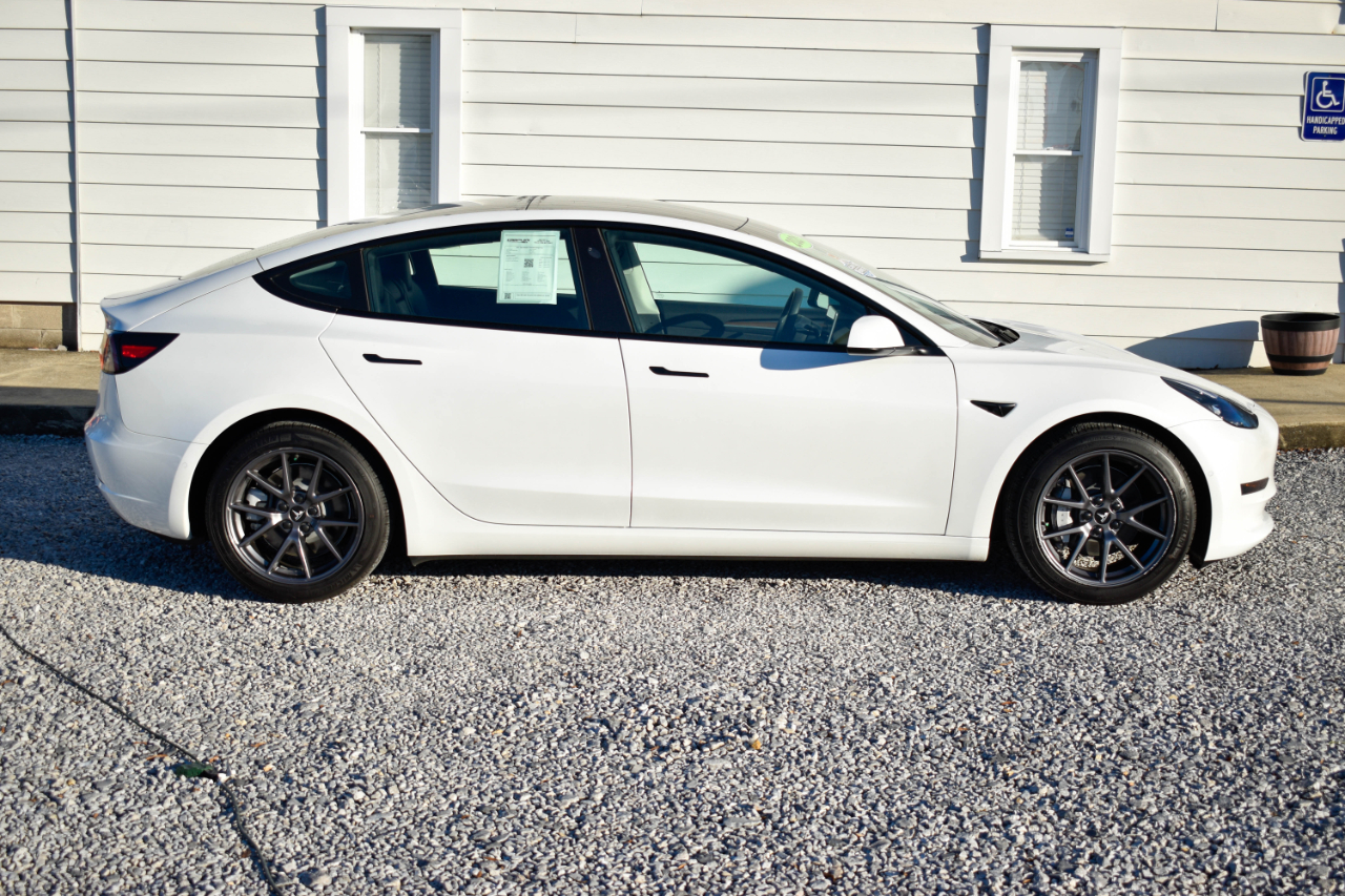 Tesla Model 3 Standard Range Plus 2021