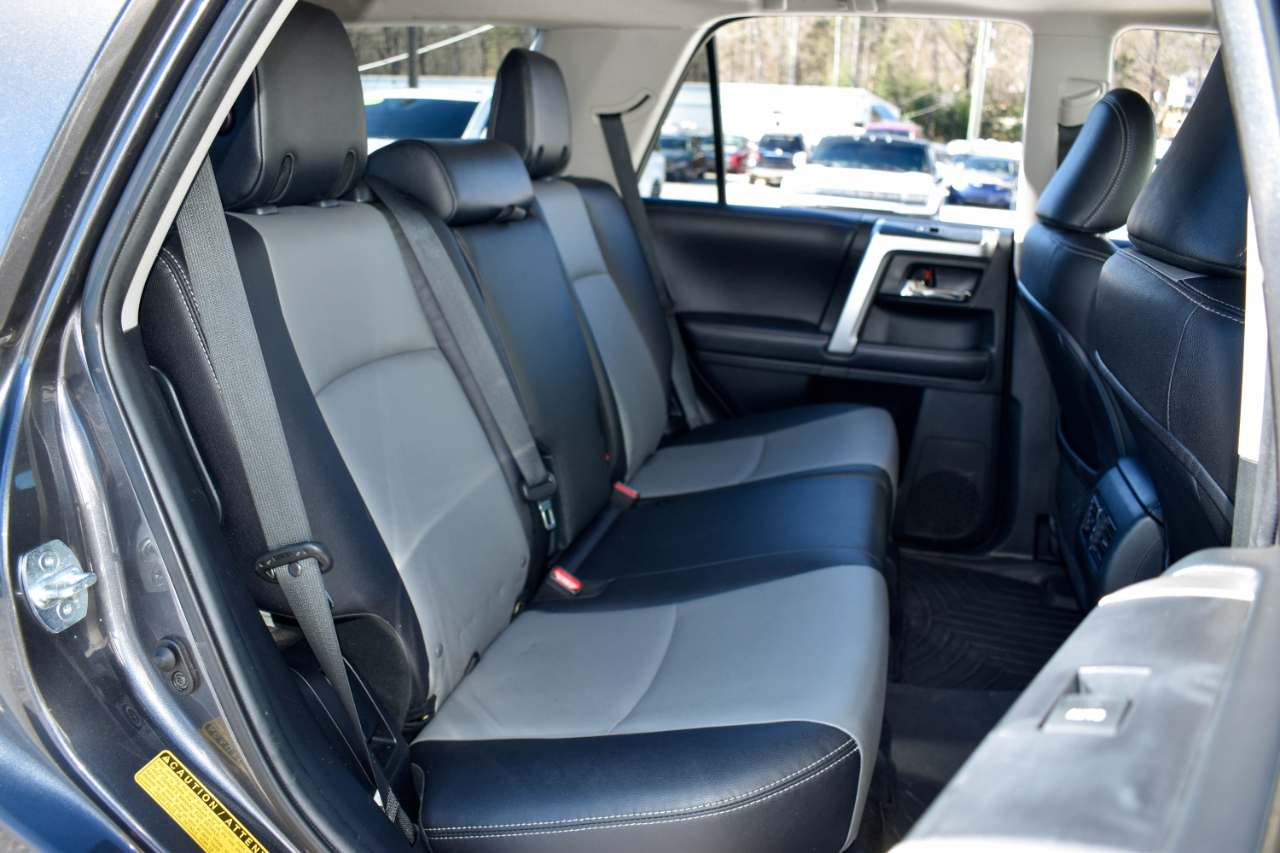 Toyota 4Runner SR5 4WD 2018