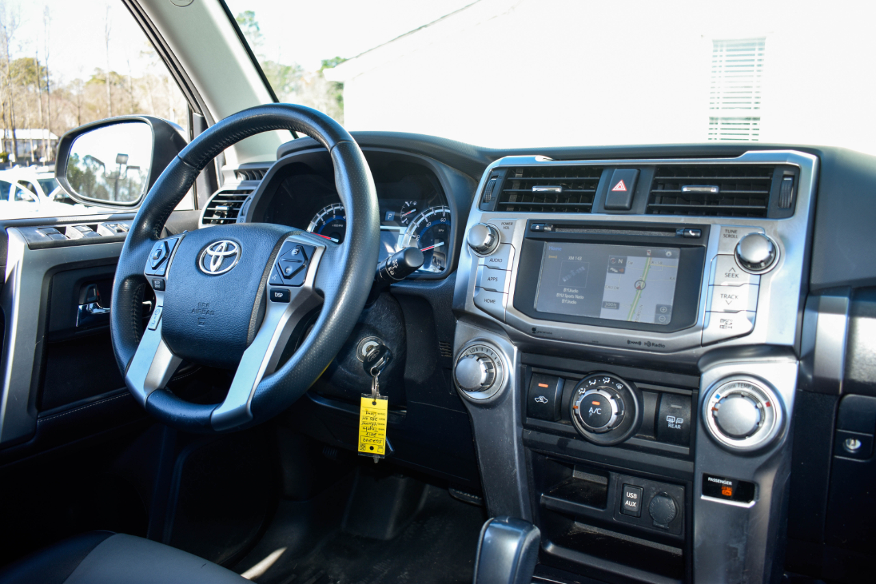 Toyota 4Runner SR5 4WD 2018