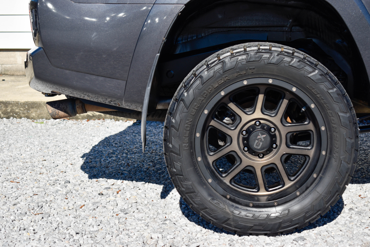 Toyota 4Runner SR5 4WD 2018